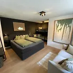 Tini House Chalet *