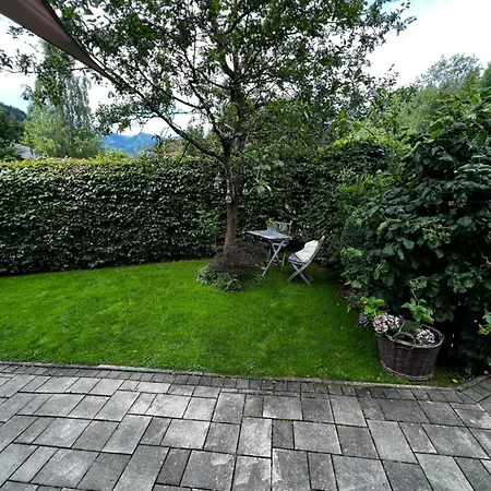 Tini House *