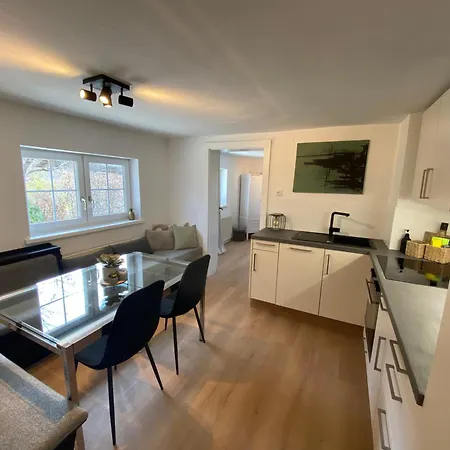 Tini House Alpesi faház *